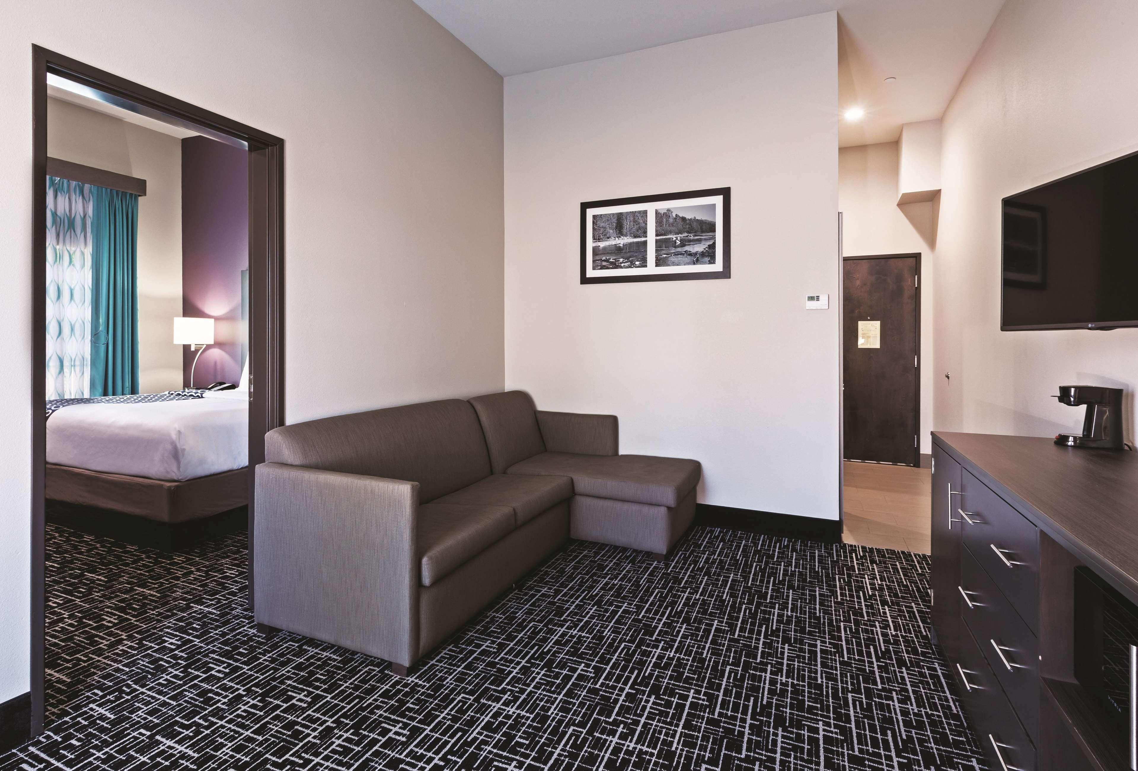 La Quinta By Wyndham Claremore Екстериор снимка
