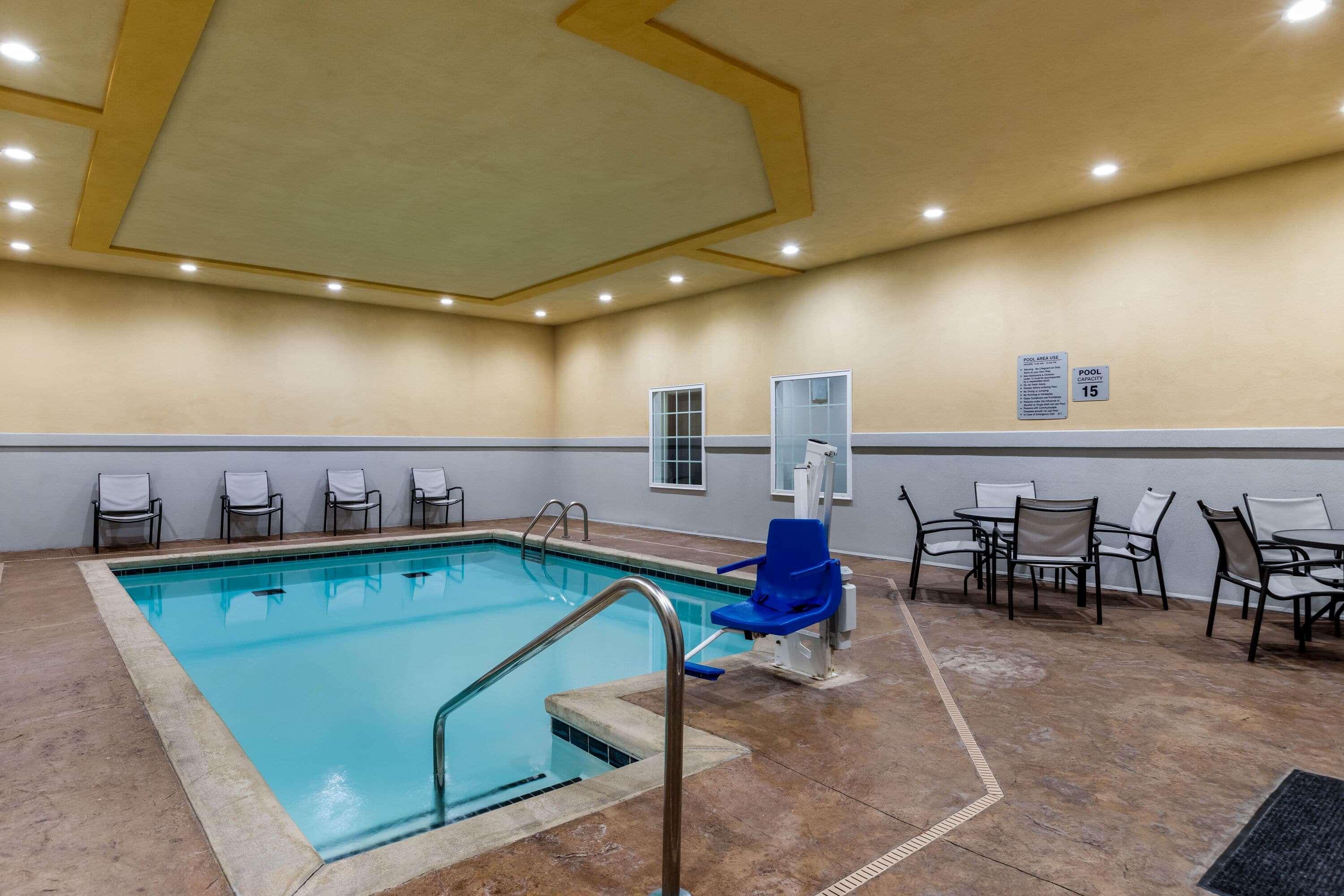 La Quinta By Wyndham Claremore Екстериор снимка